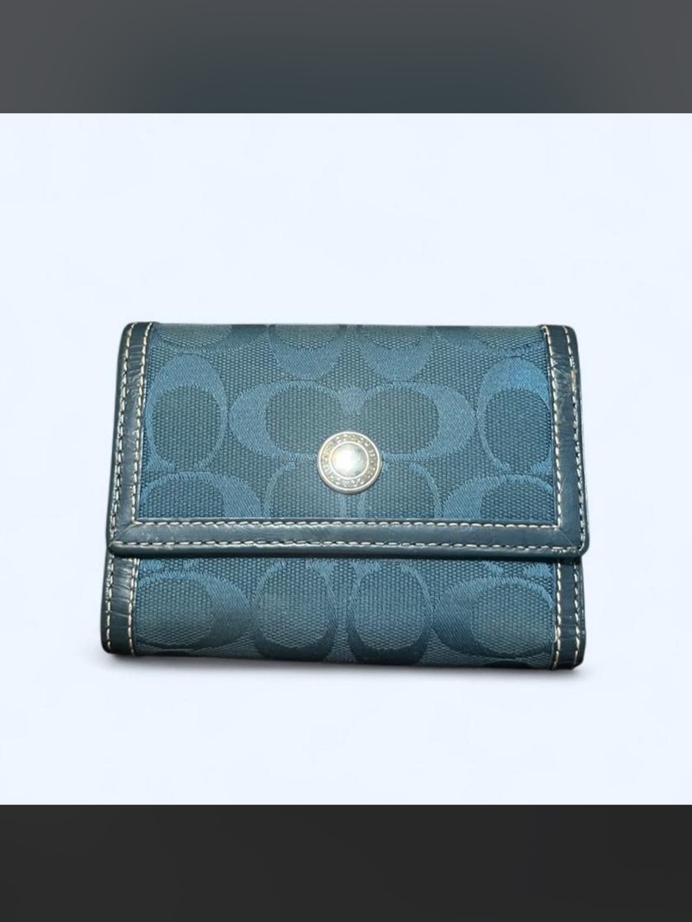 vintage coach marine blue wallet 🩵🐬